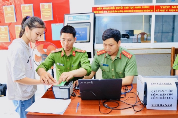 Đăng Ký Vn88
: Thu nhận hơn 1.000 hồ sơ cấp CCCD cho công dân Hà Nam tại các địa phương trên toàn quốc