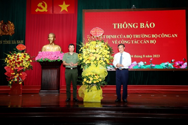 Hà Nam: Thông báo Quyết định của Bộ trưởng Bộ Công an về công tác cán bộ