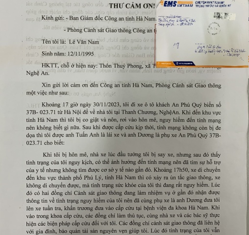 Cảnh sát giao thông Đăng Ký Vn88
 kịp thời giúp đỡ nam thanh niên bị co giật, hôn mê đi cấp cứu