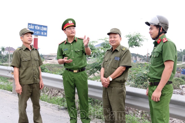 Bảo đảm điều kiện hoạt động cho lực lượng bảo vệ an ninh trật tự ở cơ sở