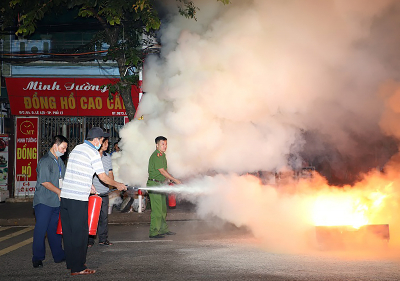 Nâng cao hiệu quả gần 700 "Tổ liên gia an toàn PCCC" tại Hà Nam